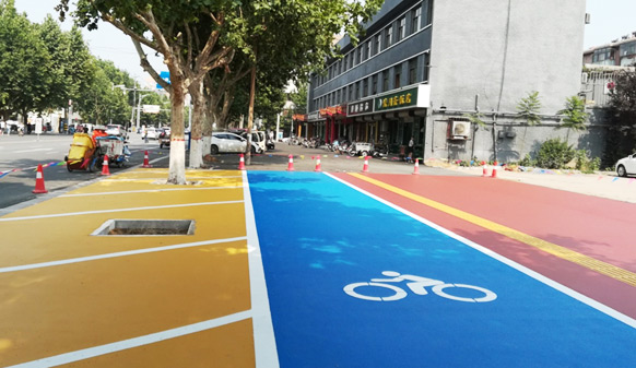 河北正定舊城區(qū)彩色路面施工改造,舊城變新城 河北正定舊城區(qū)彩色路面施工改造,舊城變新城